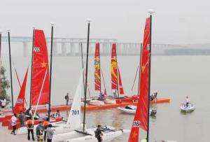 競帆黃河！首屆三門峽“黃河船奇”帆船公開賽起航