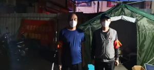 市文旅集團(tuán)一線戰(zhàn)“疫”之：黨旗飄揚在門外，黨旗扎根在心里，53歲和35歲黨員成絕佳搭檔